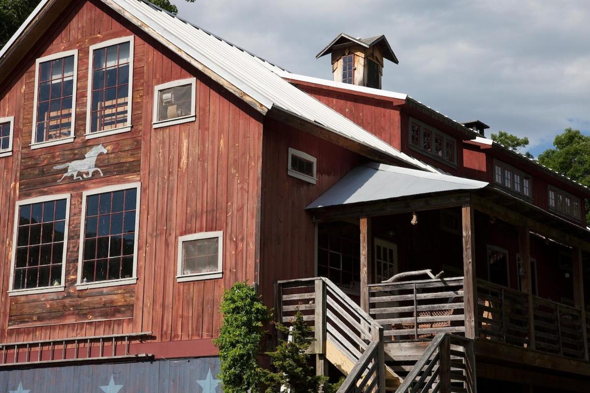 Вилла The Spirit Horse Farm, Kent Connecticut Экстерьер фото