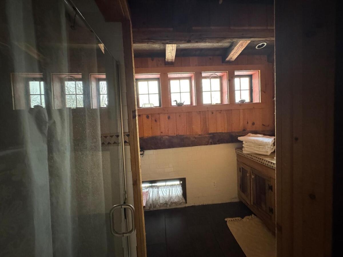 Вилла The Spirit Horse Farm, Kent Connecticut Экстерьер фото
