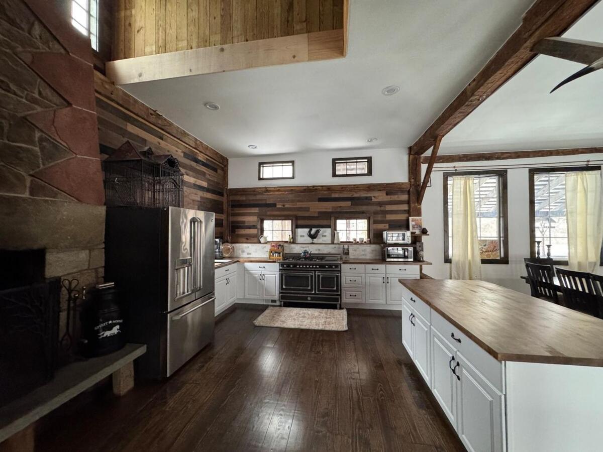 Вилла The Spirit Horse Farm, Kent Connecticut Экстерьер фото